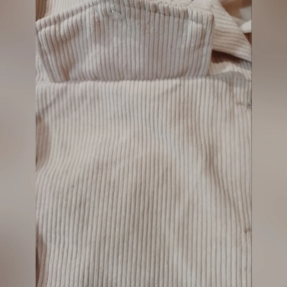 Like new cropped corduroy jacket - Picture 8 of 11